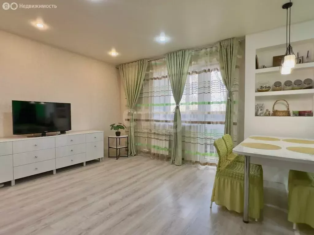 3-комнатная квартира: Йошкар-Ола, бульвар Чавайна, 18А (71.6 м) - Фото 1