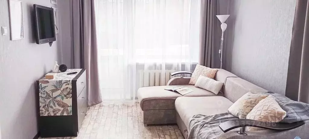 1-к кв. Омская область, Омск просп. Мира, 40А (32.0 м) - Фото 0
