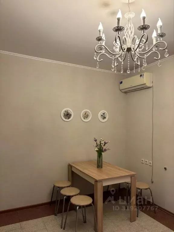 3-к кв. Москва ул. Генерала Белобородова, 11 (116.0 м) - Фото 0