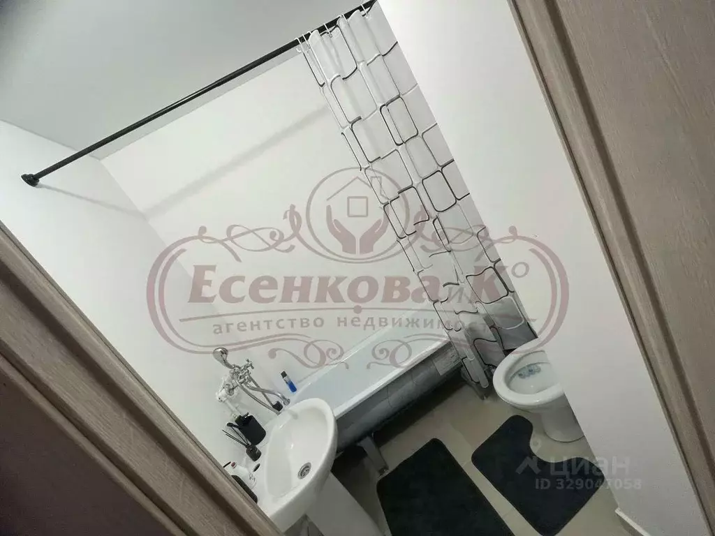 1-к кв. Курганская область, Курган Заозерный жилрайон, 8-й мкр, 5 ... - Фото 1
