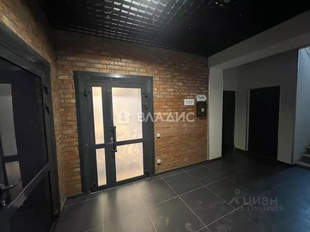 Помещение свободного назначения в Алтайский край, Барнаул ул. Максима ... - Фото 2