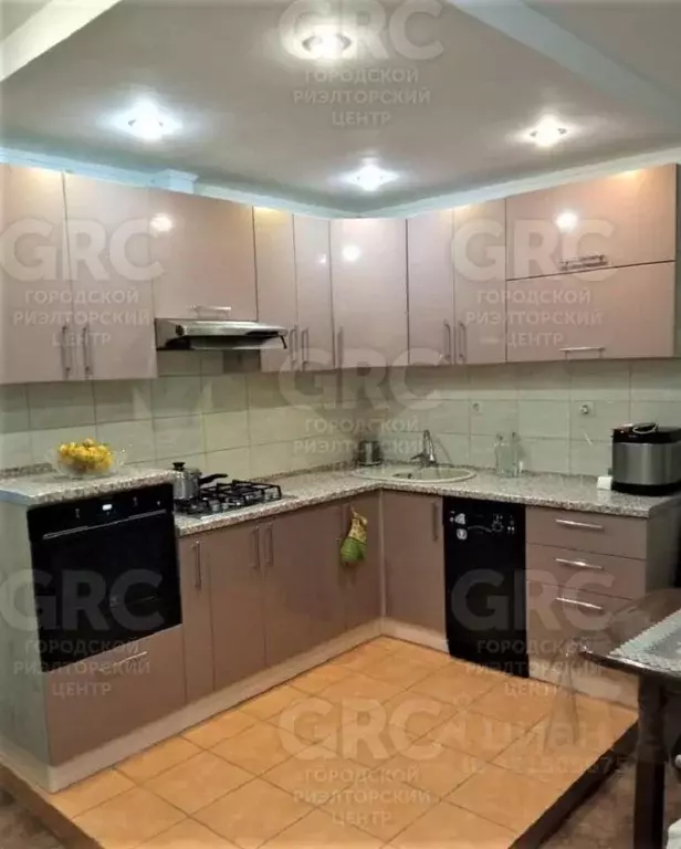 Гараж в Краснодарский край, Сочи ул. Макаренко, 12 (110 м) - Фото 1