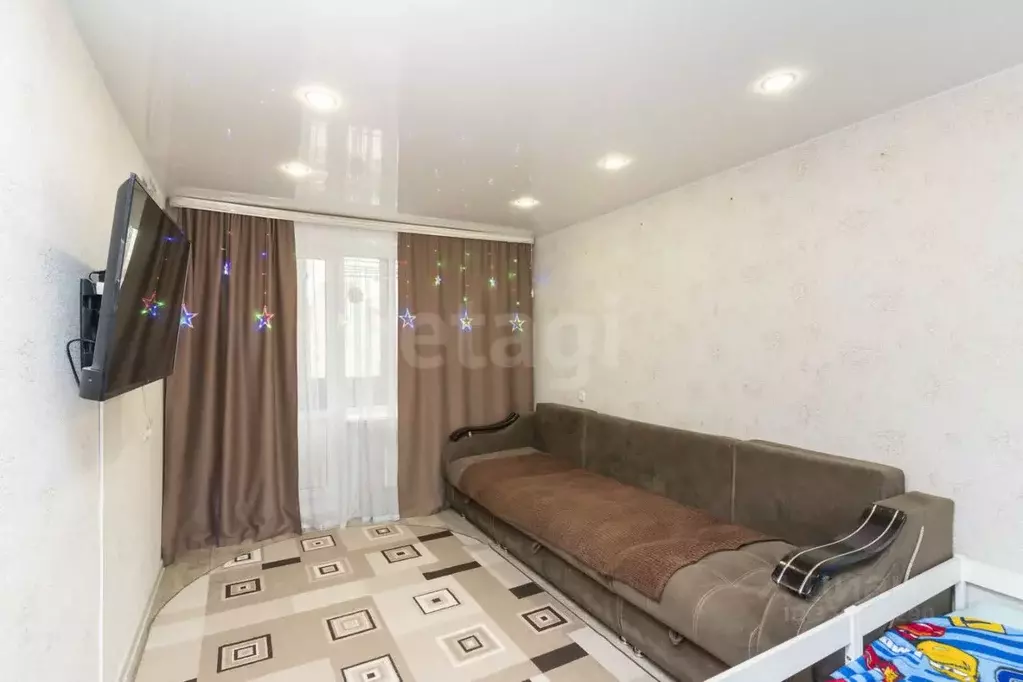 2-к кв. Тюменская область, Тюмень ул. Боровская, 7 (50.6 м) - Фото 0