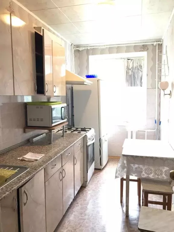 2-к кв. Волгоградская область, Волжский просп. Дружбы, 32 (44.0 м) - Фото 0