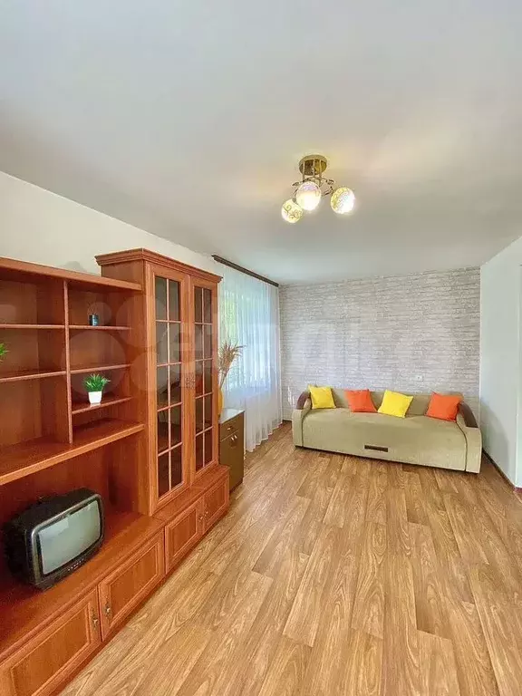 1-к. квартира, 30,7 м, 1/5 эт. - Фото 0