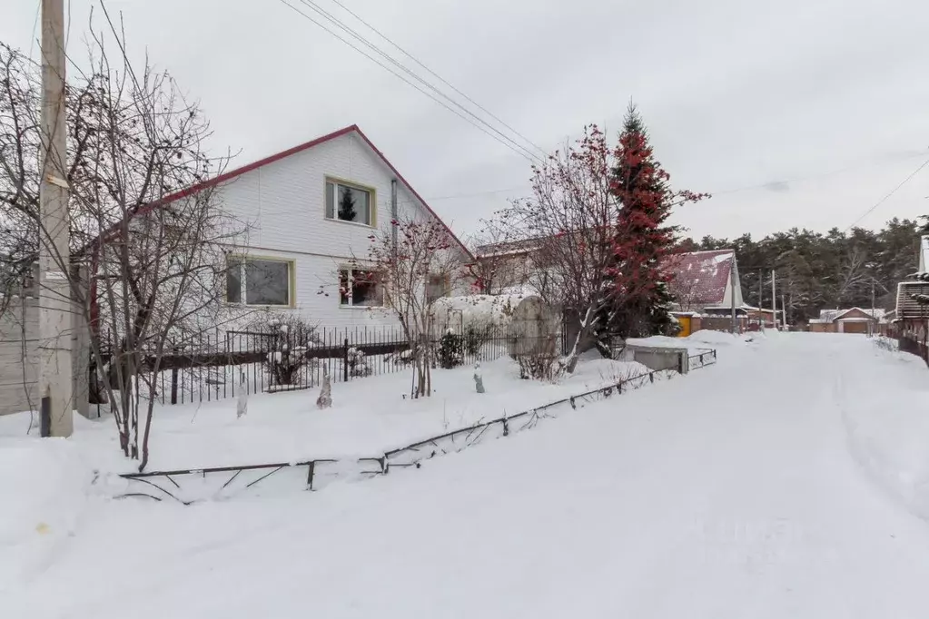 Дом в Алтайский край, Барнаул проезд 2-й Пограничный, 5 (224 м) - Фото 1