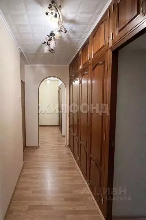 2-к кв. Брянская область, Брянск пер. 2-й Мичурина, 1 (48.2 м) - Фото 0