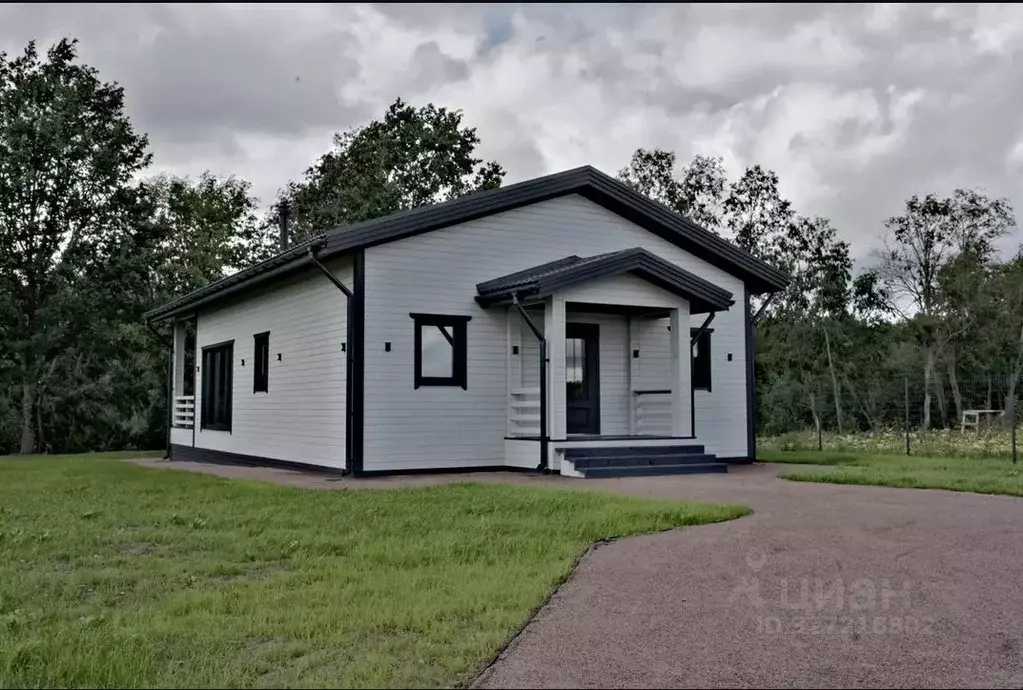 Коттедж в Ленинградская область, Волховский район, Бережковское с/пос, ... - Фото 1