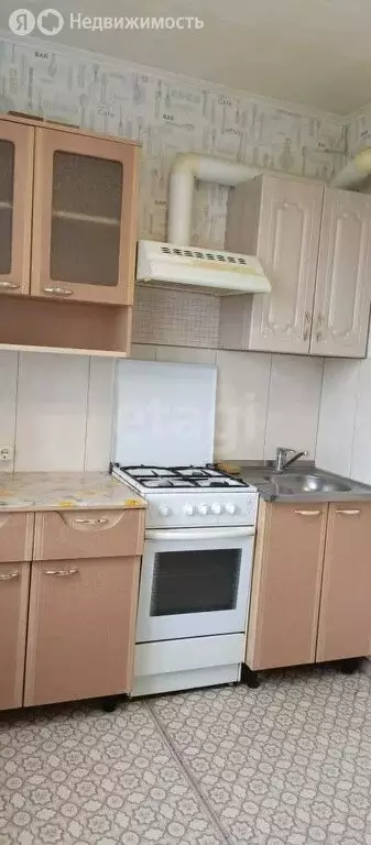 3-комнатная квартира: Курган, жилой район Заозёрный, 2-й микрорайон, 8 ... - Фото 2