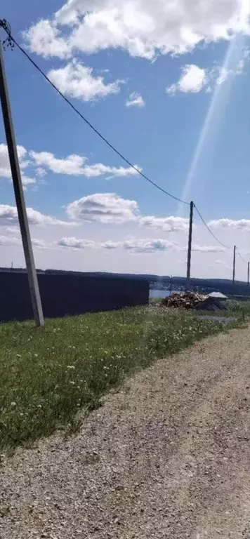 Участок в Свердловская область, Первоуральск муниципальный округ, пос. ... - Фото 1