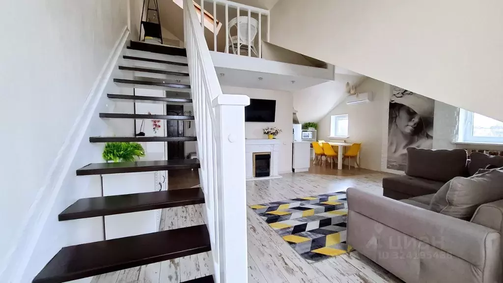 1-к кв. Калининградская область, Калининград Нарвский пер., 2 (50.0 м) - Фото 1