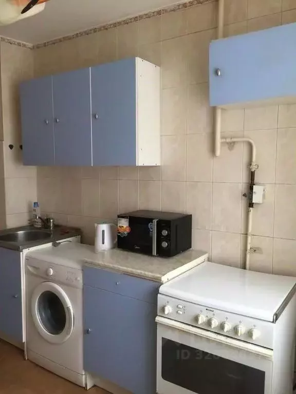 3-к кв. Омская область, Омск ул. Конева, 34 (63.5 м) - Фото 0