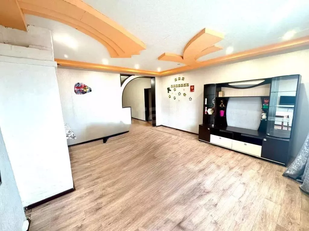 Дом в Свердловская область, Талицкий муниципальный округ, с. ... - Фото 1