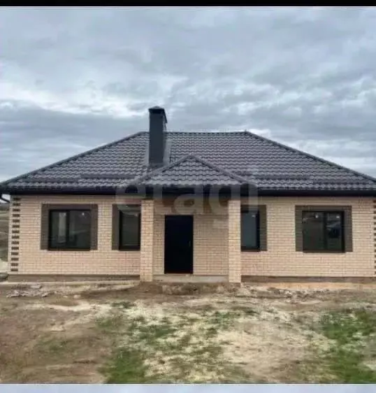 Дом в Калмыкия, Элиста ул. Загородная, 32 (143 м) - Фото 1