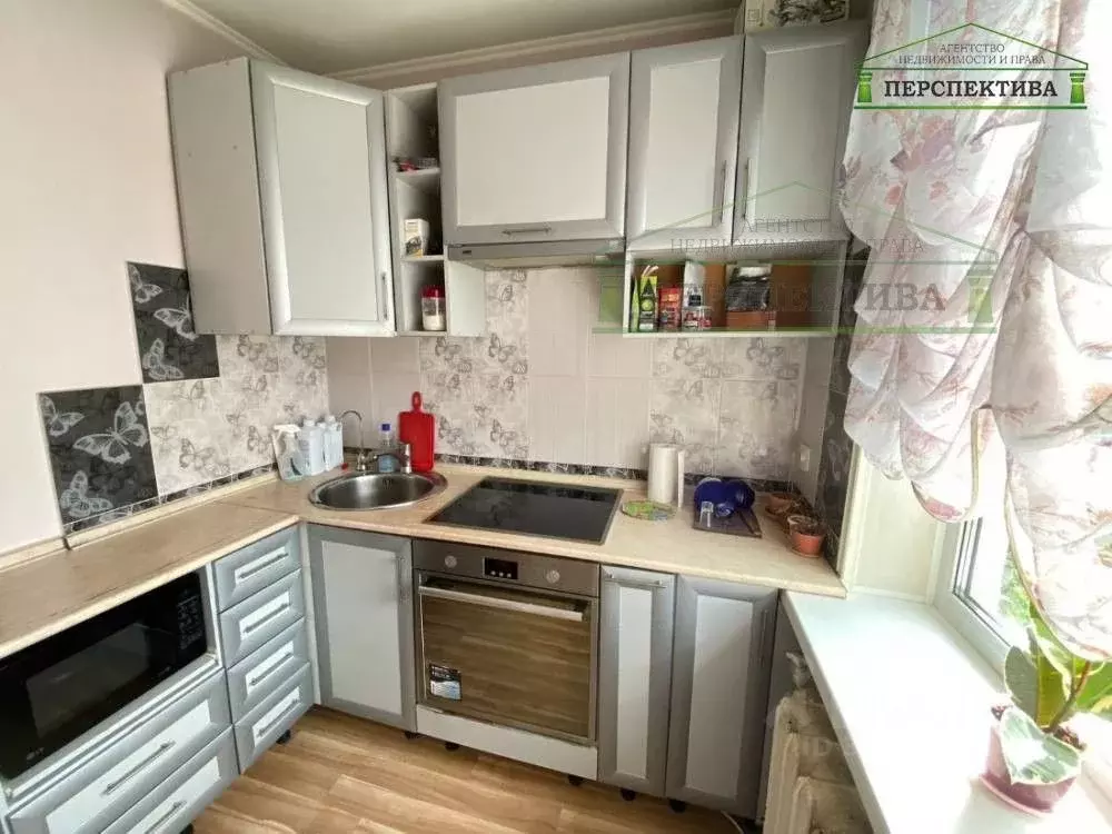 3-к кв. Приморский край, Артем ул. Кирова, 68/2 (58.0 м) - Фото 0