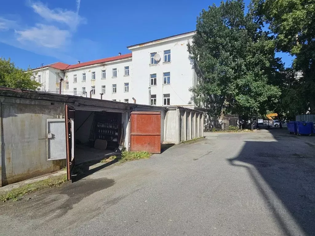 Гараж в Челябинская область, Челябинск просп. Ленина, 69 (18 м) - Фото 1