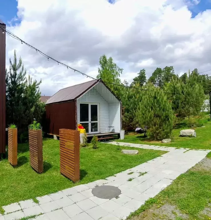 Дом в Алтай, Чемальский район, с. Чепош ул. Молодежная, 22 (15 м) - Фото 1