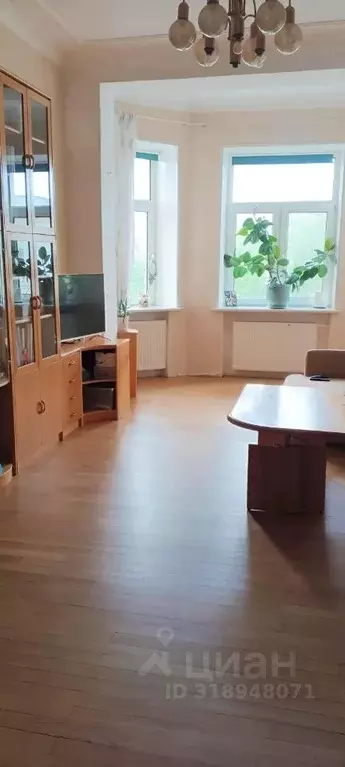 2-к кв. Москва ул. Зои и Александра Космодемьянских, 36А (71.4 м) - Фото 0