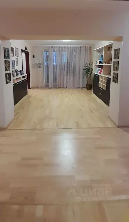 5-к кв. Башкортостан, Уфа Российская ул., 98/1 (149.7 м) - Фото 0