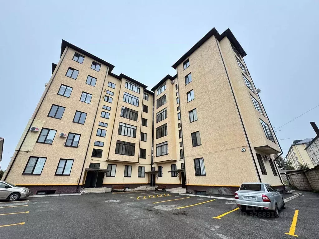 2-к кв. Кабардино-Балкария, Нальчик ул. Мовсисяна (80.7 м) - Фото 1