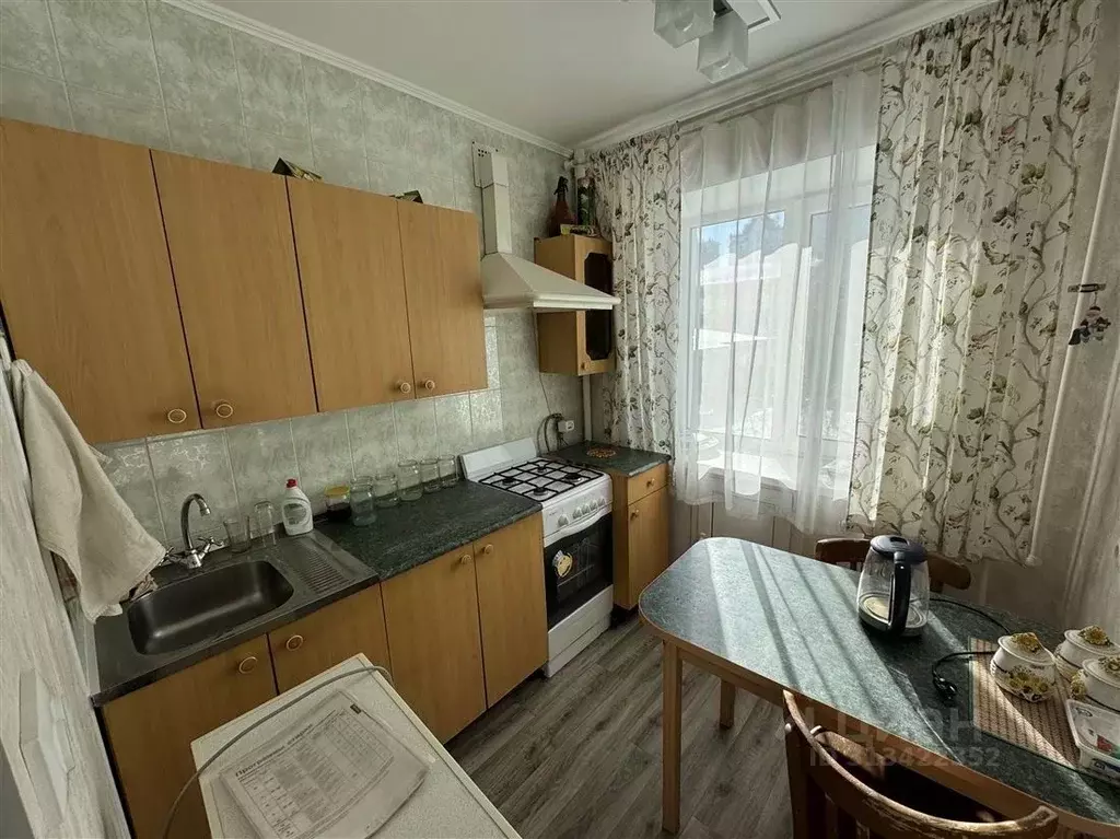 2-к кв. Саратовская область, Саратов ул. Имени Сакко и Ванцетти, 17/19 ... - Фото 0