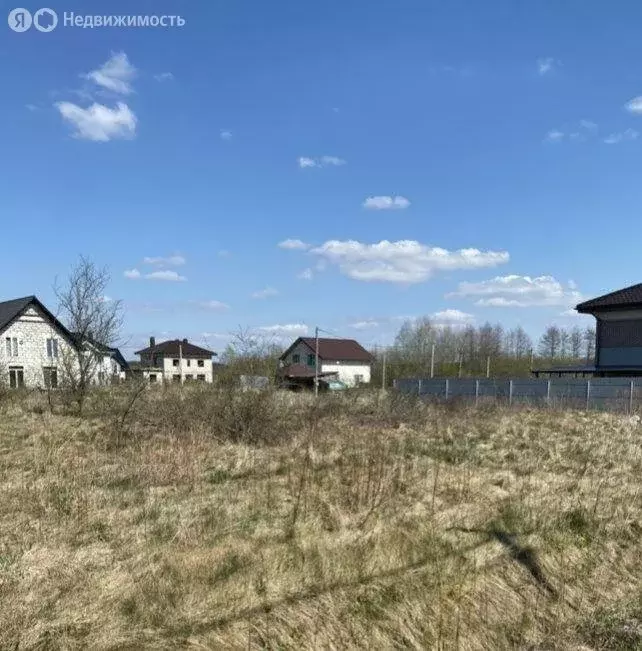 Участок в Большое Исаково, Еловая улица (8 м) - Фото 0