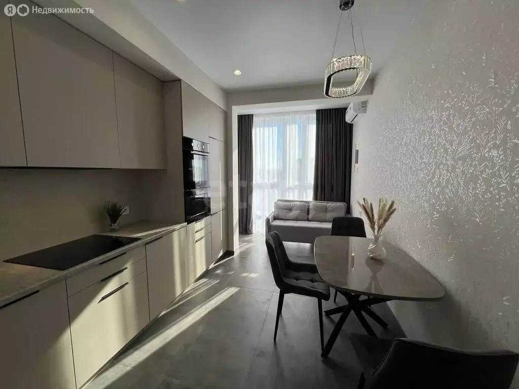 1-комнатная квартира: Мирное, улица Крымской Весны, 13к2 (40 м) - Фото 1