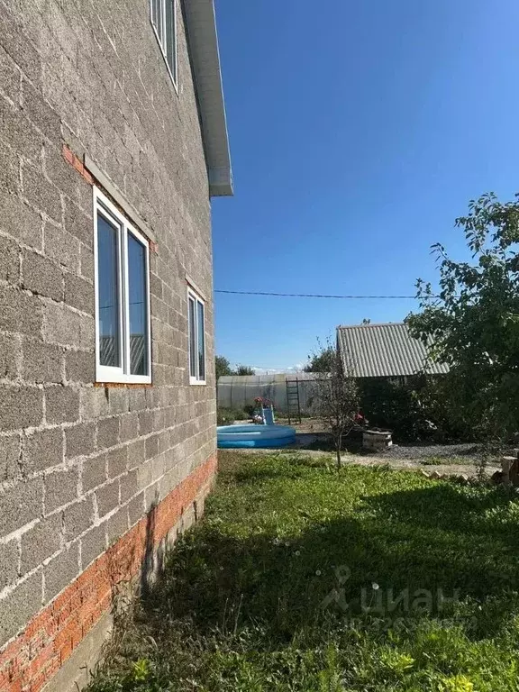 Дом в Башкортостан, Стерлитамакский район, Казадаевский сельсовет, ... - Фото 2