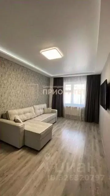 2-к кв. Саха (Якутия), Якутск ул. Лермонтова, 102 (58.7 м) - Фото 1