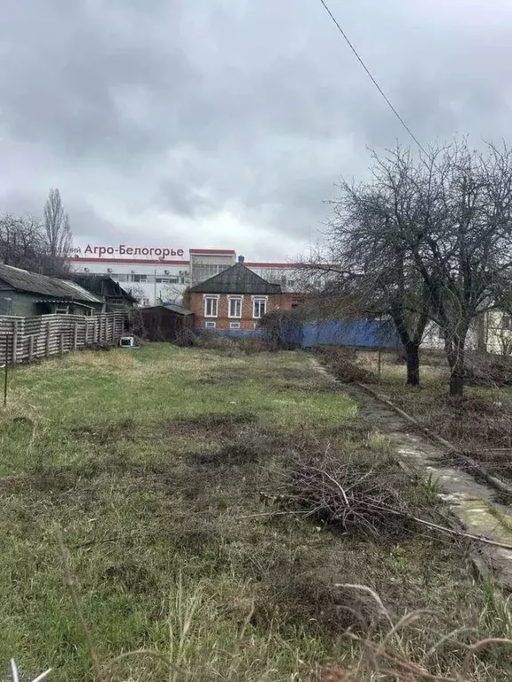 Дом в Белгородская область, Белгород Магистральная ул., 85 (49 м) - Фото 0