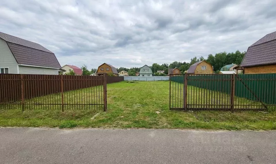 Участок в Московская область, Домодедово городской округ, д. Ивановка ... - Фото 1