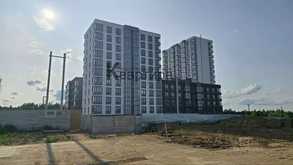2-к кв. Смоленская область, Смоленск ул. Воинов-интернационалистов, 12 ... - Фото 0
