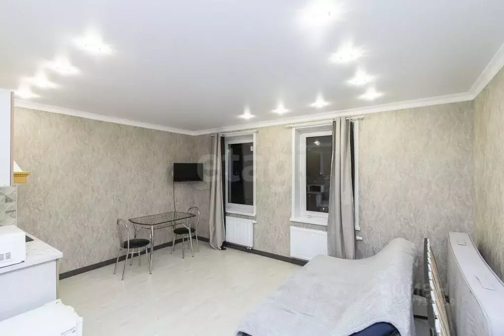 Студия Тюменская область, Тюмень ул. Республики, 204к5 (28.5 м) - Фото 1