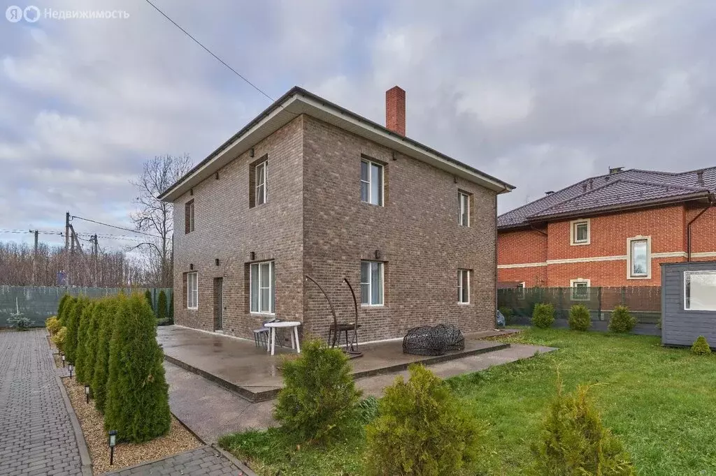 Дом в городской посёлок Фёдоровское, КП Ландыши (255 м) - Фото 1