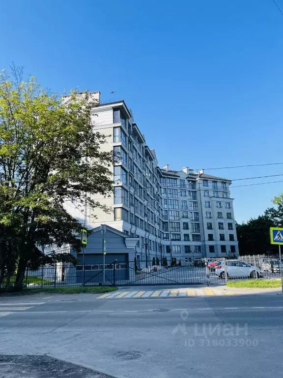 3-к кв. Калининградская область, Калининград Азовская ул., 2 (100.0 м) - Фото 1