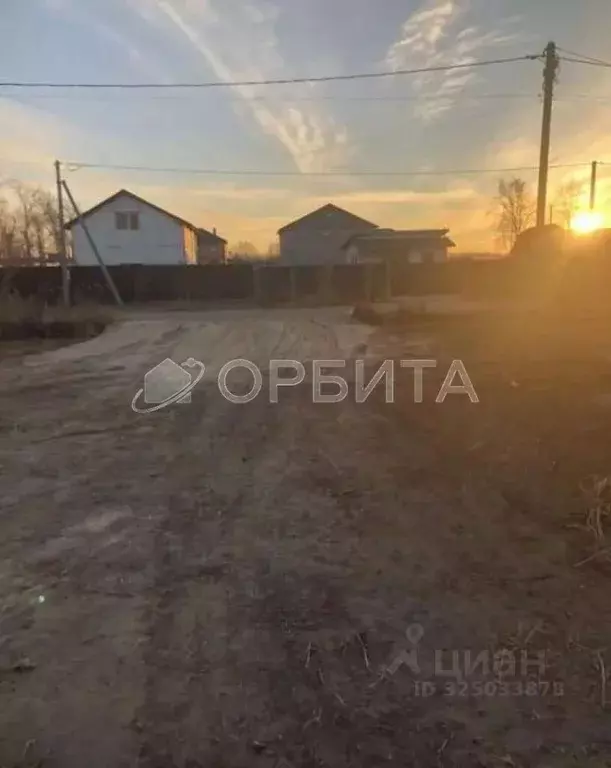 Участок в Тюменская область, Тюменский муниципальный округ, д. ... - Фото 2