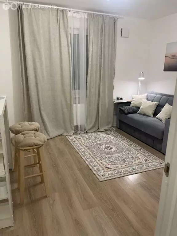 Квартира-студия: Санкт-Петербург, Пахомовская улица, 21 (18 м) - Фото 1