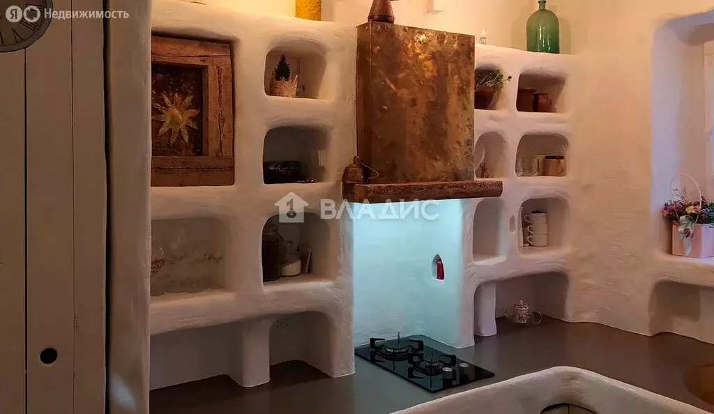 2-комнатная квартира: Пионерский, Комсомольская улица, 9 (72 м) - Фото 1