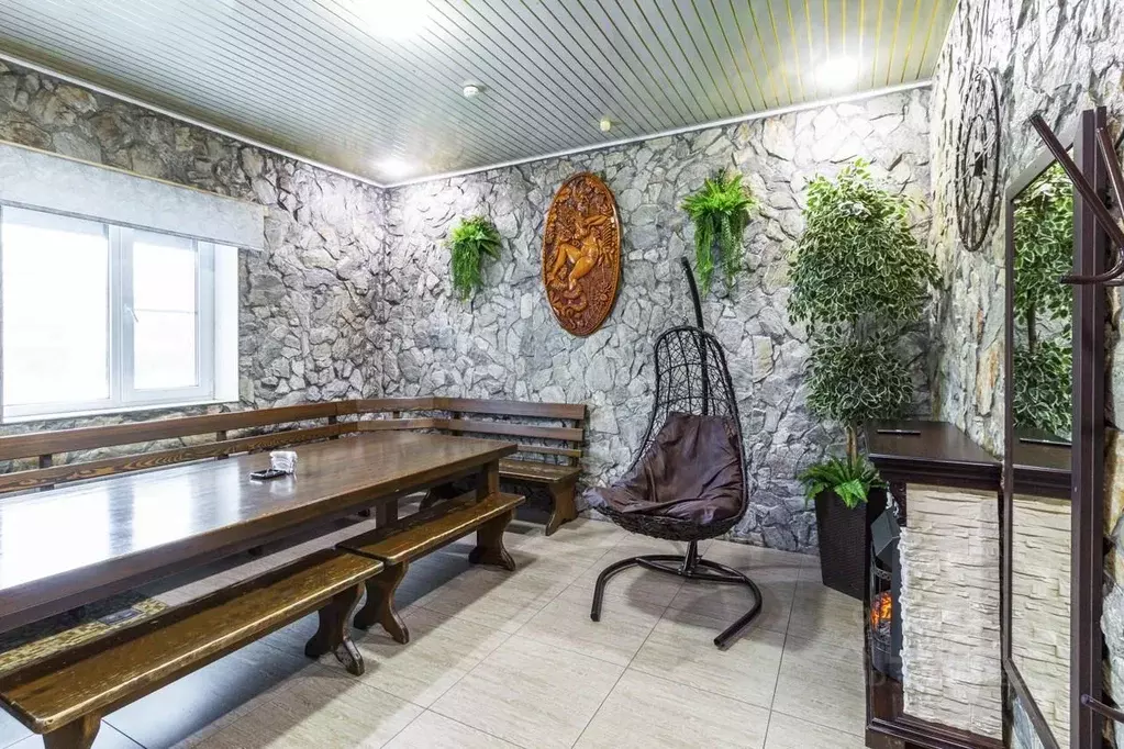 Дом в Омская область, Омск Омская ул., 118 (625 м) - Фото 2