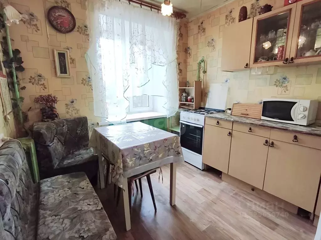 1-к кв. Вологодская область, Кадуй рп ул. Строителей, 25 (33.9 м) - Фото 1
