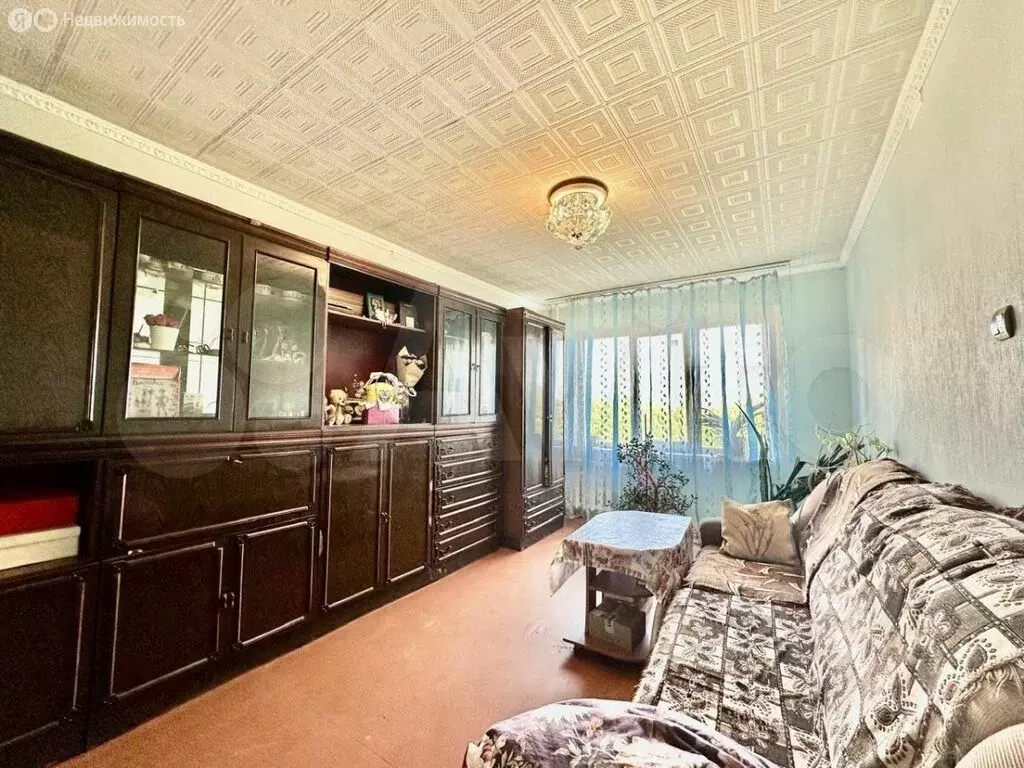 3-комнатная квартира: Курск, проспект Дружбы, 10 (60.2 м) - Фото 0