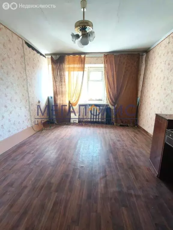 1-комнатная квартира: Балаково, улица Комарова, 146 (18.5 м) - Фото 0