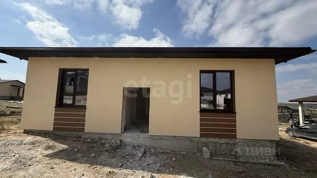 Дом в Крым, Симферопольский район, с. Мирное ул. Пейзажная (130 м) - Фото 1