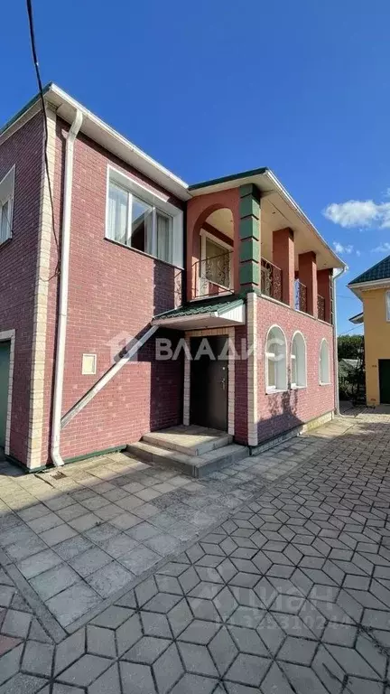 Дом в Белгородская область, Белгород Тополиная ул. (212 м) - Фото 2