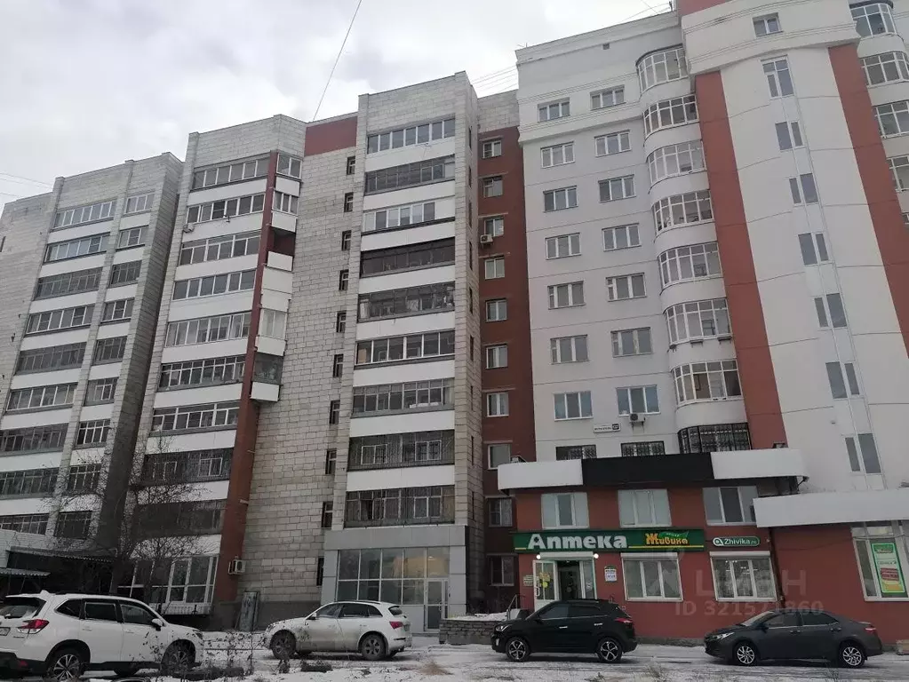 4-к кв. Свердловская область, Екатеринбург ул. Фурманова, 125 (78.0 м) - Фото 0