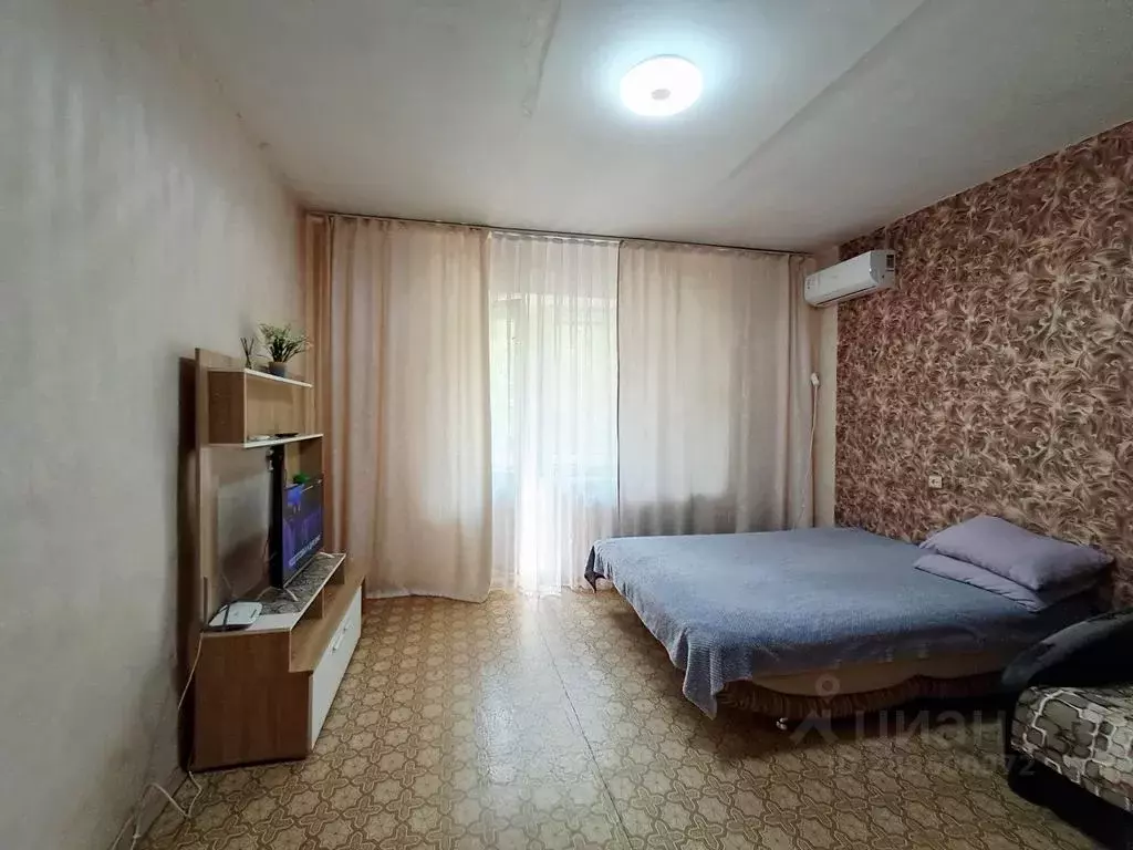 1-к кв. Волгоградская область, Волгоград Удмуртская ул., 105 (48.0 м) - Фото 1