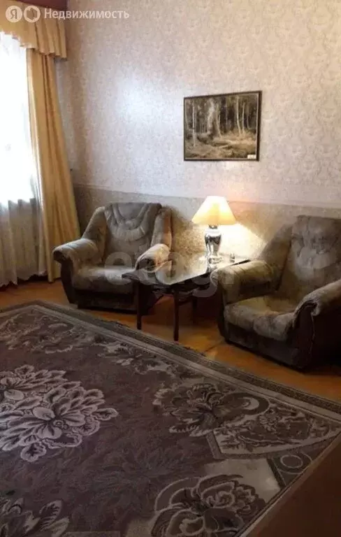 2-комнатная квартира: Омск, улица Серова, 11 (55.2 м) - Фото 1