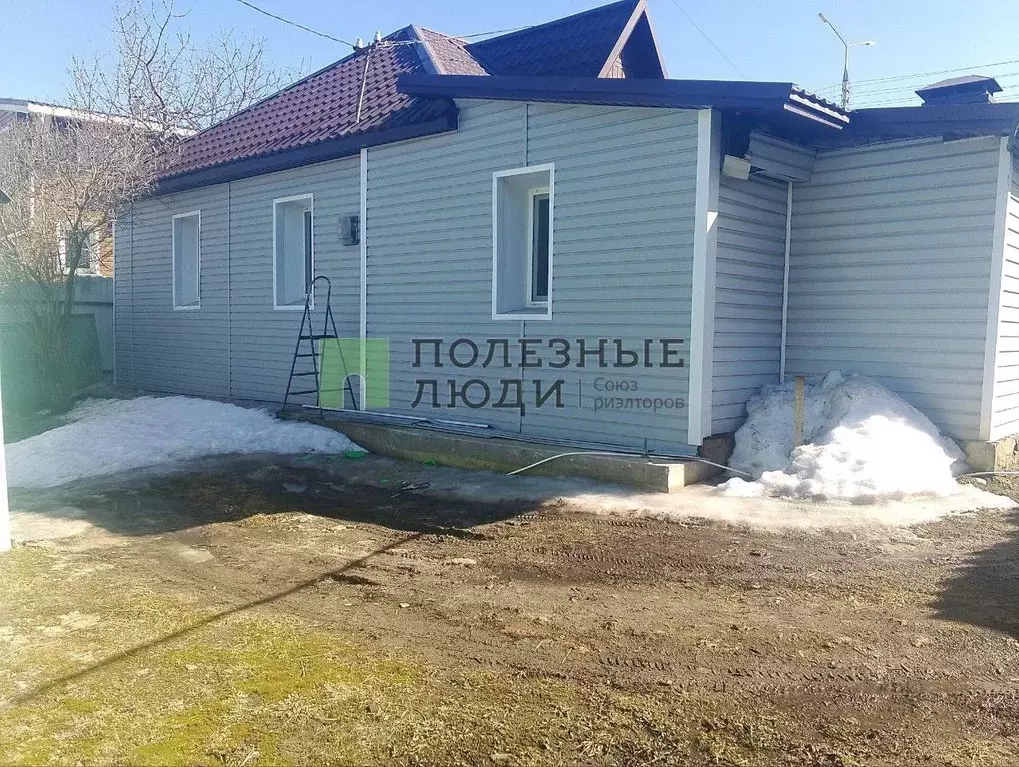 Дом в Белгородская область, Белгород Красноармейская ул. (95 м) - Фото 1