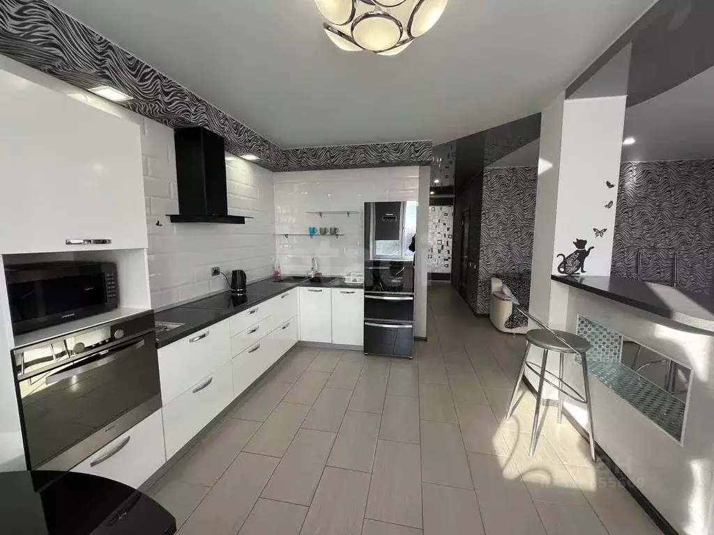 1-к кв. Брянская область, Брянск ул. Красина, 26 (55.9 м) - Фото 1