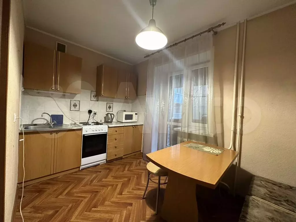 1-к. квартира, 50 м, 3/10 эт. - Фото 0
